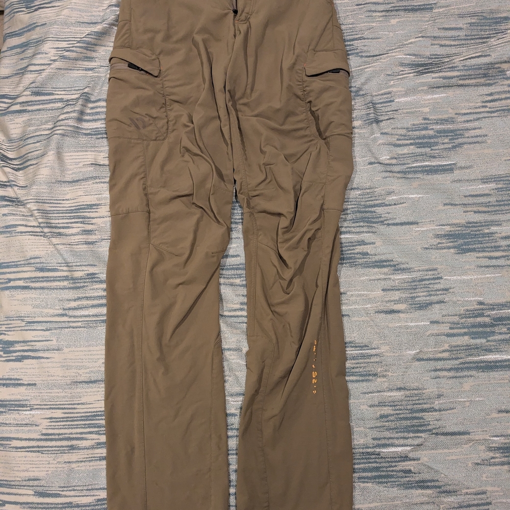 Men's Tan Cargo Pants
